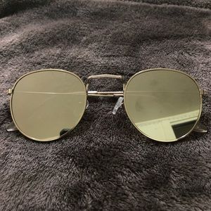 reflective sunglasses